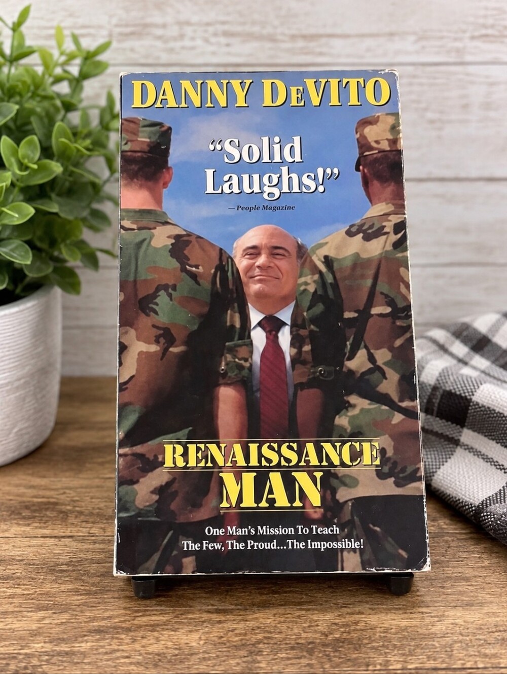 Renaissance Man touchstone home video VHS video tape